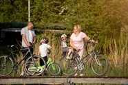 Familienausflug mit dem Fahrrad Familienausflug mit dem Fahrrad